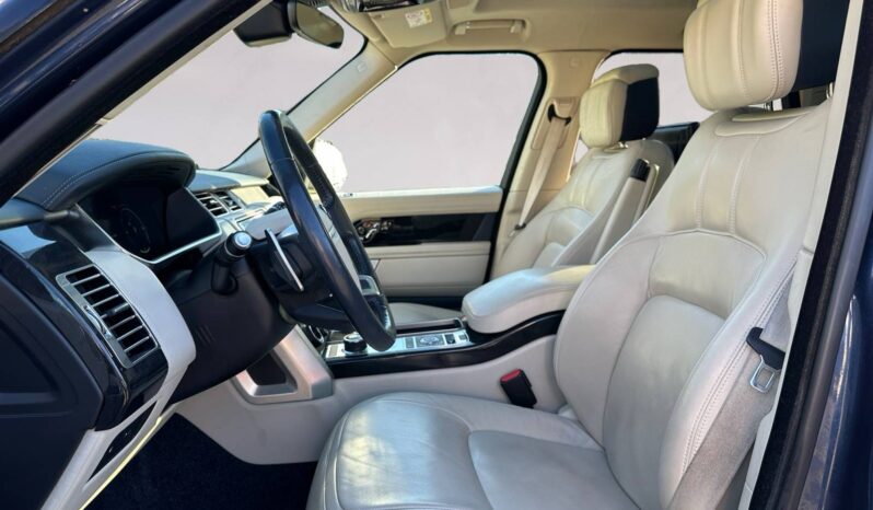 
								RANGE ROVER RANGE ROVER 2.0 P400e AUTOBIOGRAPHY full									