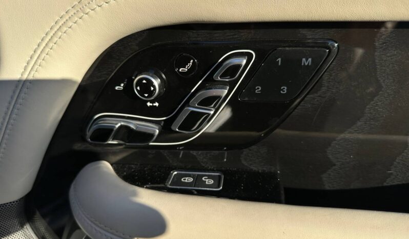 
								RANGE ROVER RANGE ROVER 2.0 P400e AUTOBIOGRAPHY full									