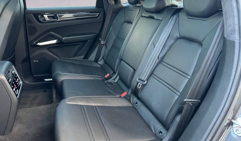 
								PORSCHE CAYENNE TURBO S  4.0 V8 HYBRID 680 TURBO S full									