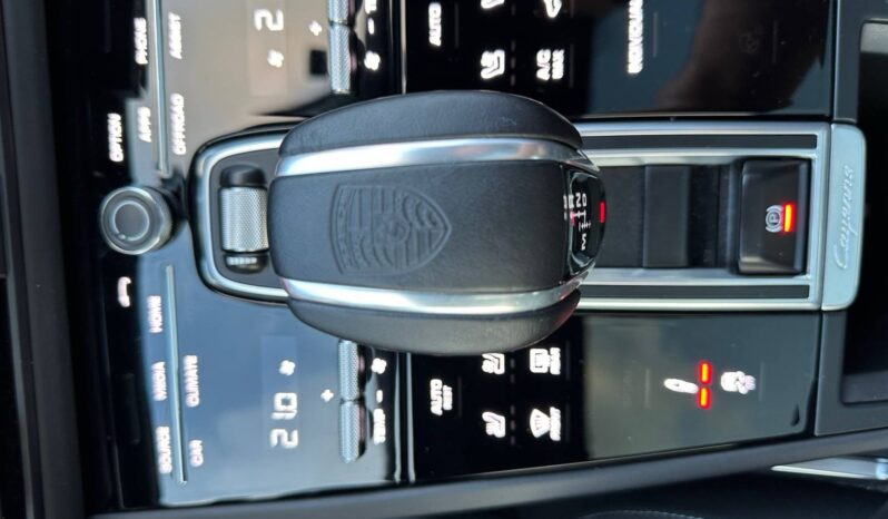 
								PORSCHE CAYENNE TURBO S  4.0 V8 HYBRID 680 TURBO S full									