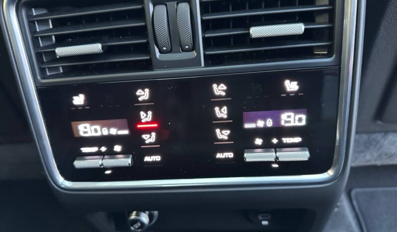 
								PORSCHE CAYENNE TURBO S  4.0 V8 HYBRID 680 TURBO S full									