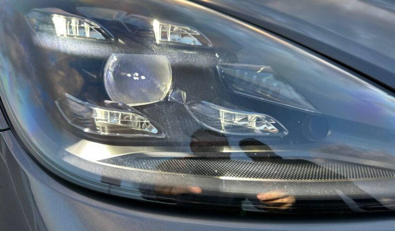 
								PORSCHE CAYENNE TURBO S  4.0 V8 HYBRID 680 TURBO S full									