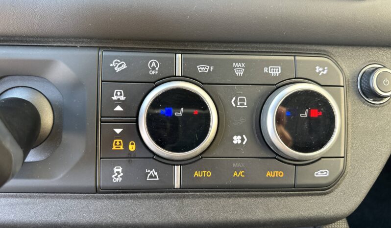 
								LAND ROVER DEFENDER DEFENDER 90 V8 P525 X-DYNAMIC full									