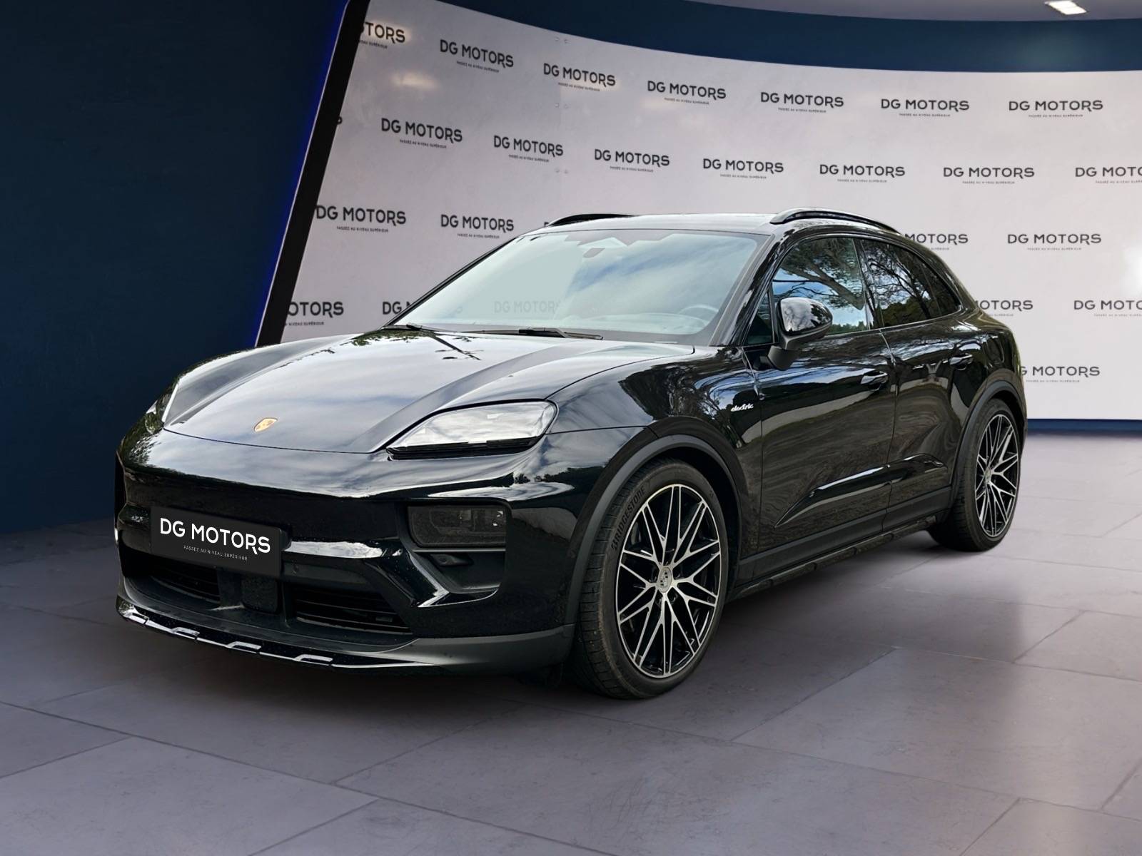 E MACAN MACAN 4 ELECTRIQUE
