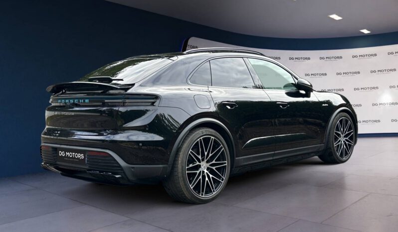 
								E MACAN MACAN 4 ELECTRIQUE full									