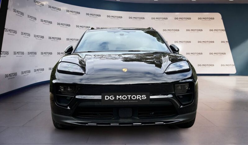 
								E MACAN MACAN 4 ELECTRIQUE full									