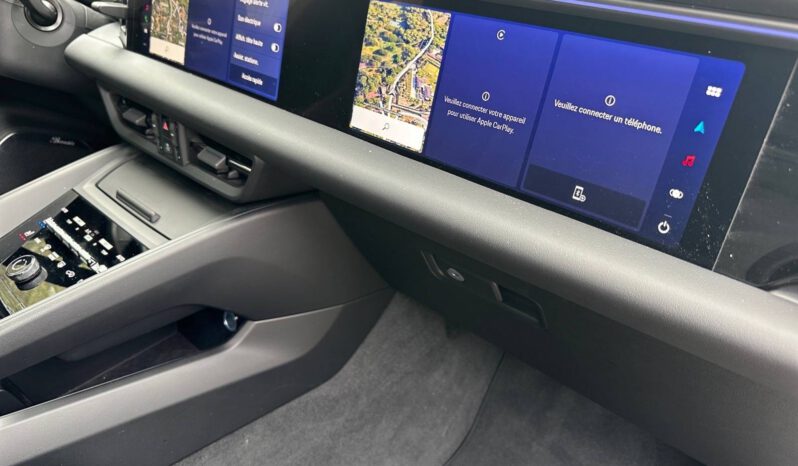 
								E MACAN MACAN 4 ELECTRIQUE full									