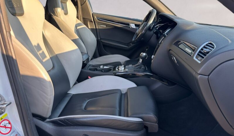 
								Audi Rs4 RS4 AVANT V8 4.2L full									