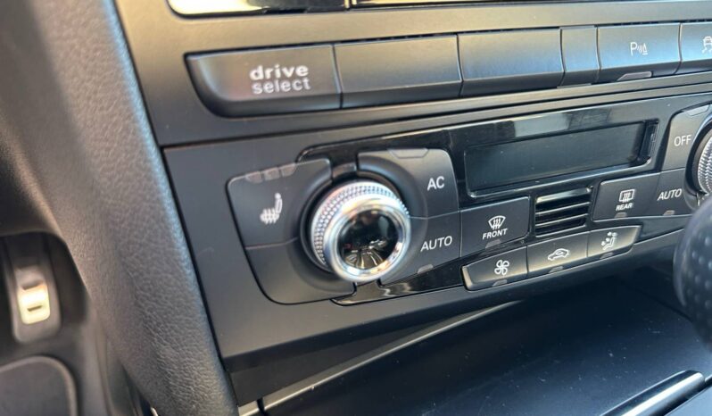 
								Audi Rs4 RS4 AVANT V8 4.2L full									