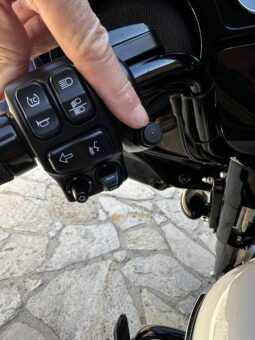 
										Harley-Davidson Cvo Street Glide SPECIAL full									