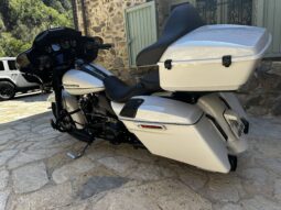 
										Harley-Davidson Cvo Street Glide SPECIAL full									