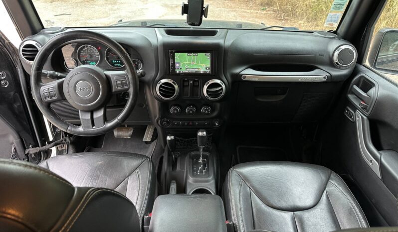 
								Jeep Wrangler  2.8 CRD 200 FAP Sahara BVA full									