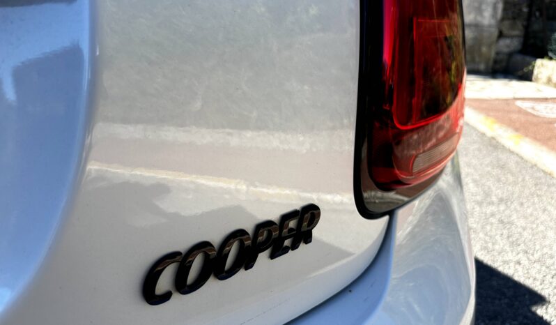 
								Mini Mini Cooper 136ch Edition Premium Plus BVA7 full									