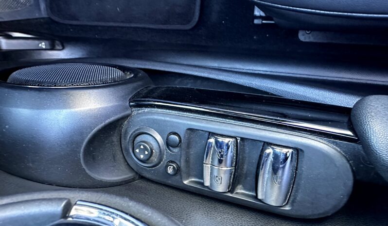 
								Mini Mini Cooper 136ch Edition Premium Plus BVA7 full									