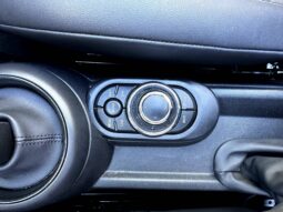 
										Mini Mini Cooper 136ch Edition Premium Plus BVA7 full									