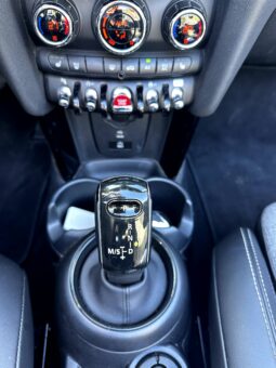 
										Mini Mini Cooper 136ch Edition Premium Plus BVA7 full									