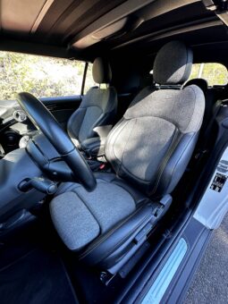 
										Mini Mini Cooper 136ch Edition Premium Plus BVA7 full									