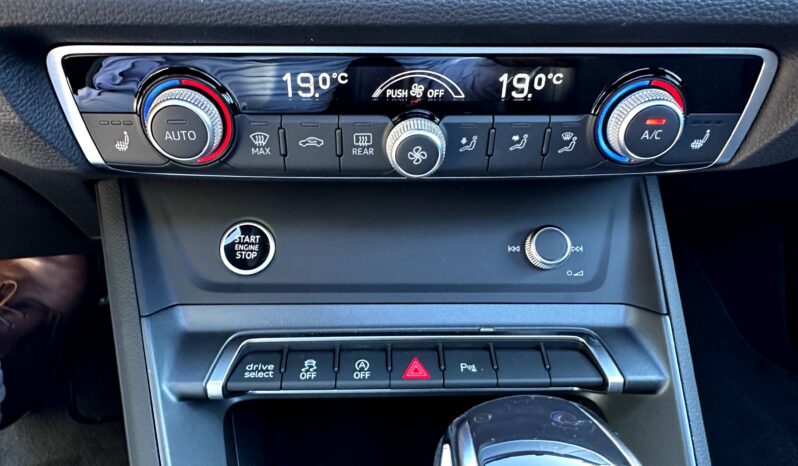 
								Audi Q3 Sportback 35 TDI 150ch S line full									