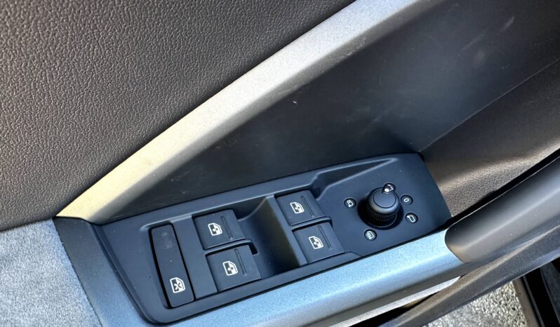 
								Audi Q3 Sportback 35 TDI 150ch S line full									