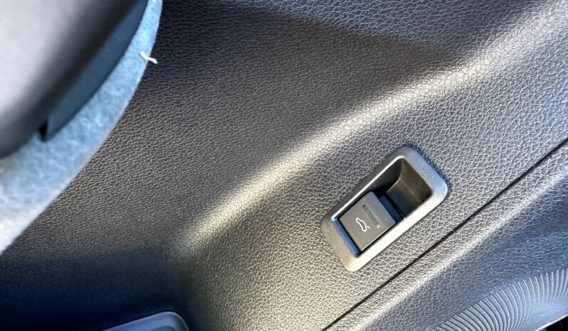 
								Audi Q3 Sportback 35 TDI 150ch S line full									