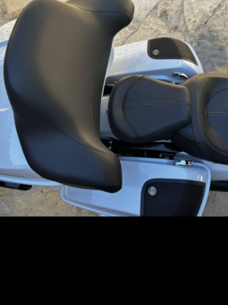 
										Harley-Davidson Cvo Street Glide SPECIAL full									