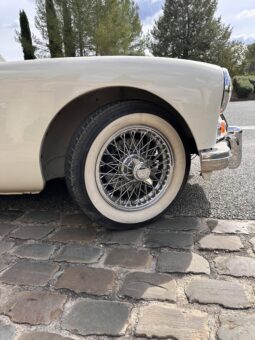 
										MGA 1600 MGA 1600 full									