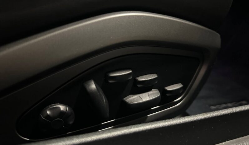 
								Porsche 911 VI (992) 3.7 650ch Turbo S PDK full									