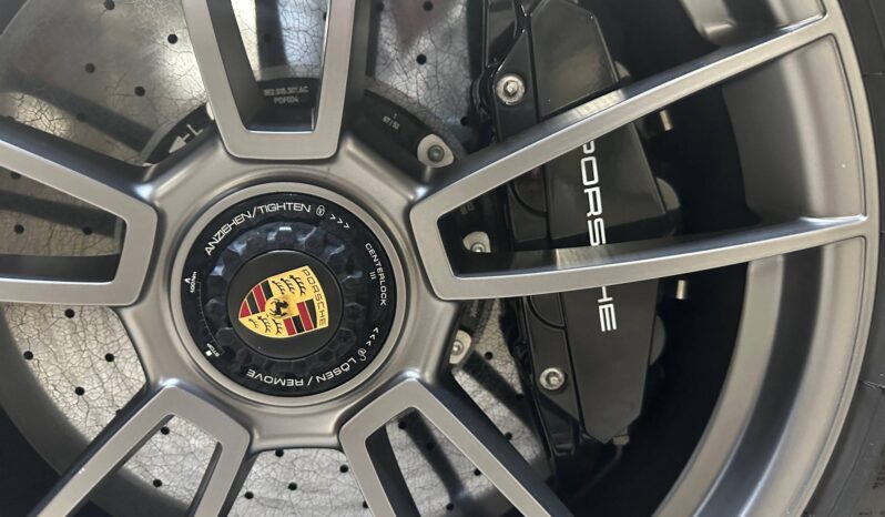 
								Porsche 911 VI (992) 3.7 650ch Turbo S PDK full									