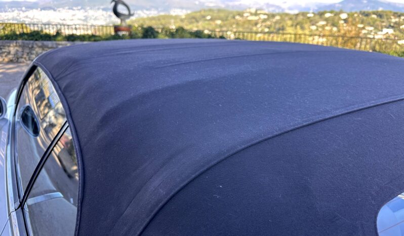 
								Bentley Continental GTC W12 6.0L 560 full									