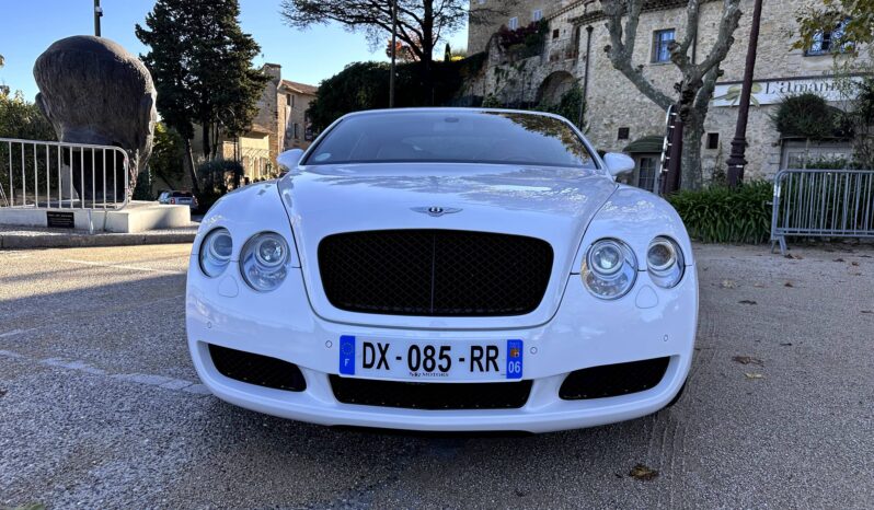
								Bentley Continental GTC W12 6.0L 560 full									