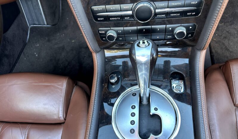 
								Bentley Continental GTC W12 6.0L 560 full									