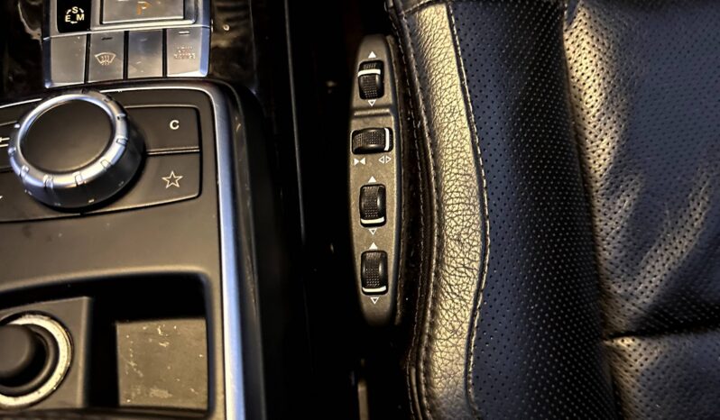 
								Mercedes-Benz Classe G CLASSE G 350D DESIGNO full									