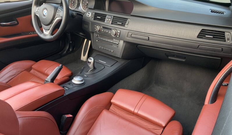 
								BMW M3 M3 E93 CABRIOLET 420ch full									