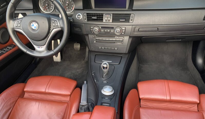 
								BMW M3 M3 E93 CABRIOLET 420ch full									