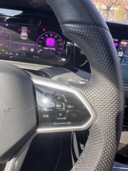 
										Volkswagen Golf 1.5 eTSI OPF 130ch R-Line DSG7 full									