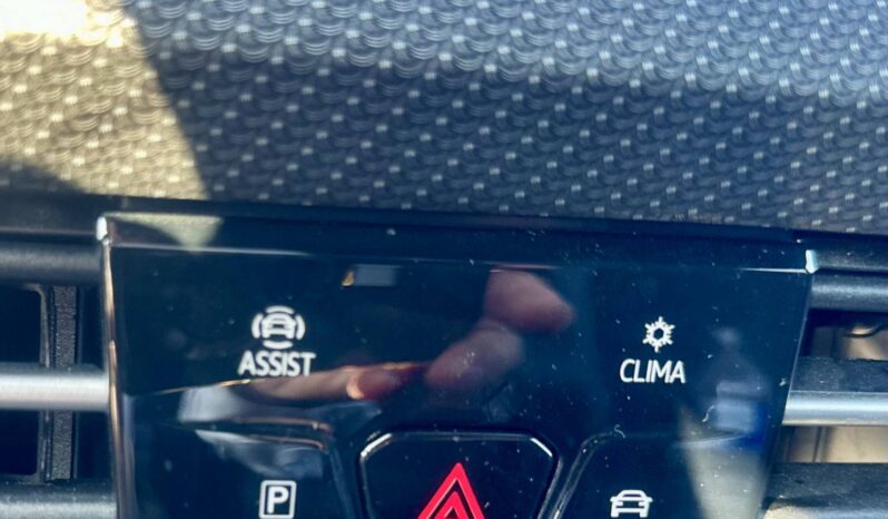 
								Volkswagen Golf 1.5 eTSI OPF 130ch R-Line DSG7 full									