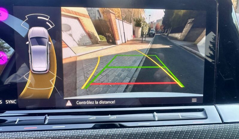 
								Volkswagen Golf 1.5 eTSI OPF 130ch R-Line DSG7 full									