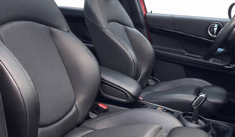 
								Mini Mini MINI COUNTRYMAN II (2) (F60) full									