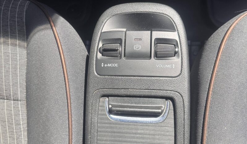 
								Fiat 500 III C 42KWH ICONE full									