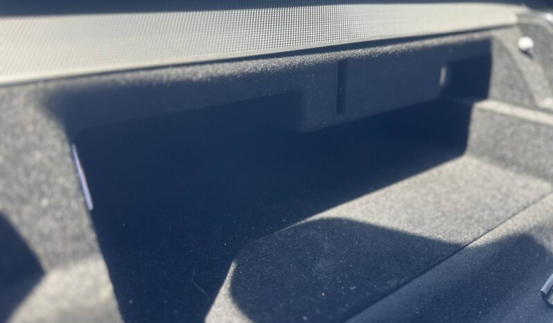 
								Land-Rover Range Rover Sport Autobiography Dynamic full									