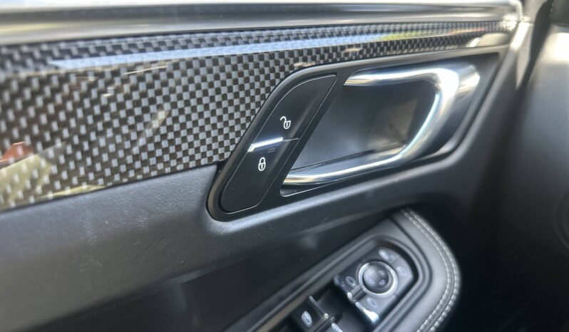 
								Porsche Macan  3.0 V6 360ch GTS PDK full									