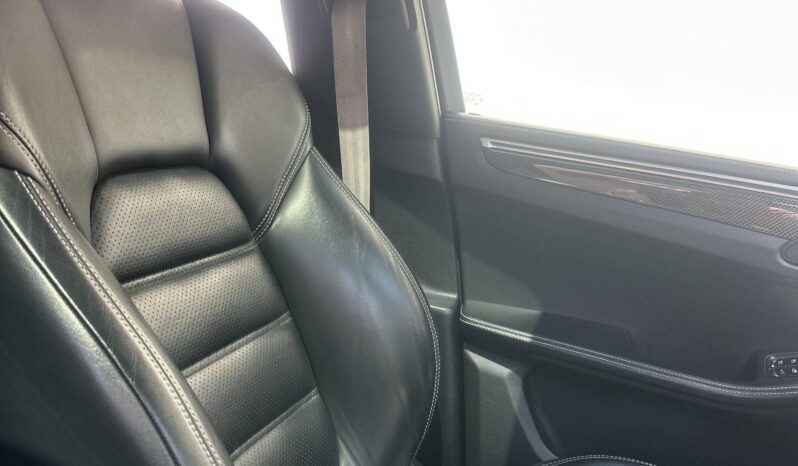 
								Porsche Macan  3.0 V6 360ch GTS PDK full									