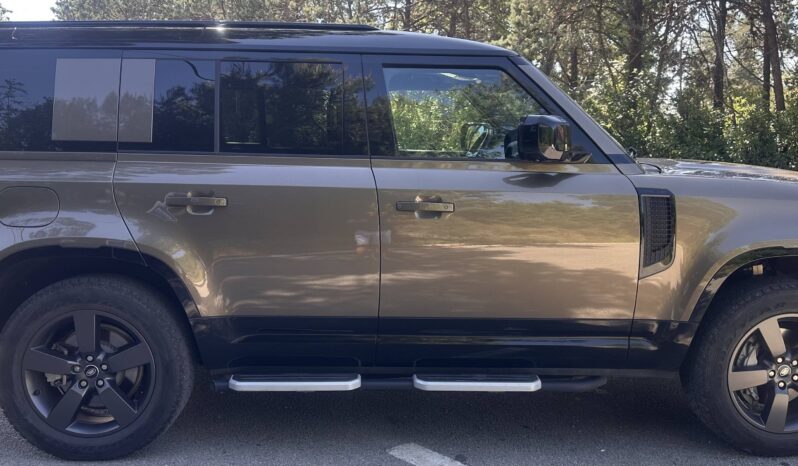 
								Land-Rover Defender 110 2.0 P300e X-Dynamic HSE full									