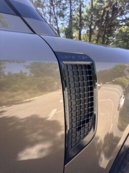 
										Land-Rover Defender 110 2.0 P300e X-Dynamic HSE full									