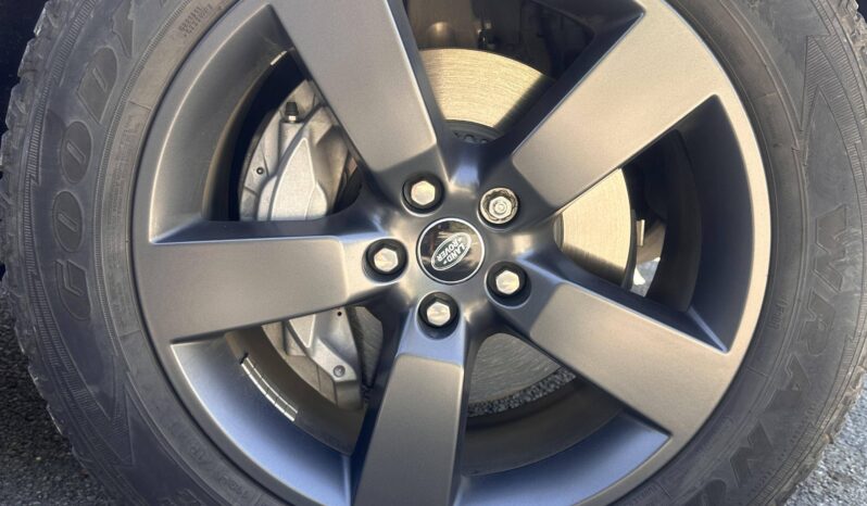 
								Land-Rover Defender 110 2.0 P300e X-Dynamic HSE full									