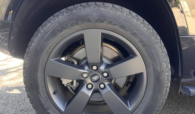 
								Land-Rover Defender 110 2.0 P300e X-Dynamic HSE full									