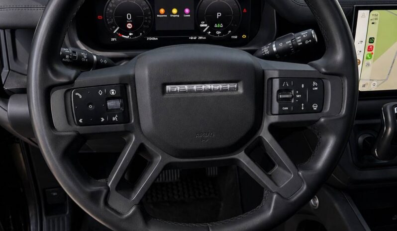 
								Land-Rover Defender 110 2.0 P300e X-Dynamic HSE full									