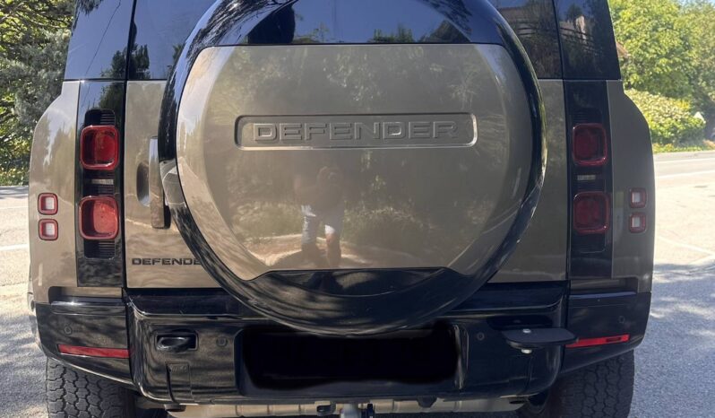 
								Land-Rover Defender 110 2.0 P300e X-Dynamic HSE full									