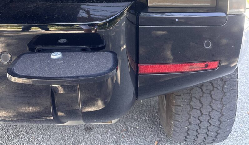 
								Land-Rover Defender 110 2.0 P300e X-Dynamic HSE full									