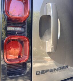 
										Land-Rover Defender 110 2.0 P300e X-Dynamic HSE full									